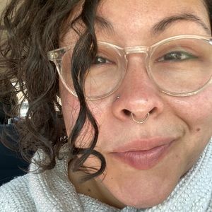 Meet your Posher, Christine